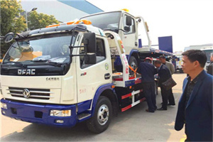 阳朔汽车道路救援拖车价格